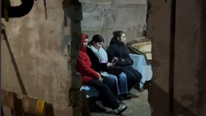 连线基辅丨凌晨4点半三声炮响, 中国留学生记录避难全程