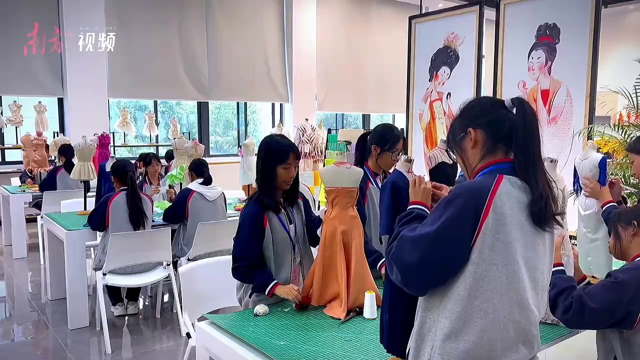共建共享产教融合新平台, 东莞纺校服装产业学院揭牌成立
