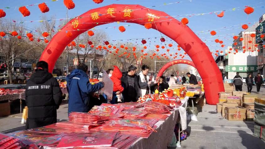 新疆沙雅县: 公益培训让学生乐享假期时光